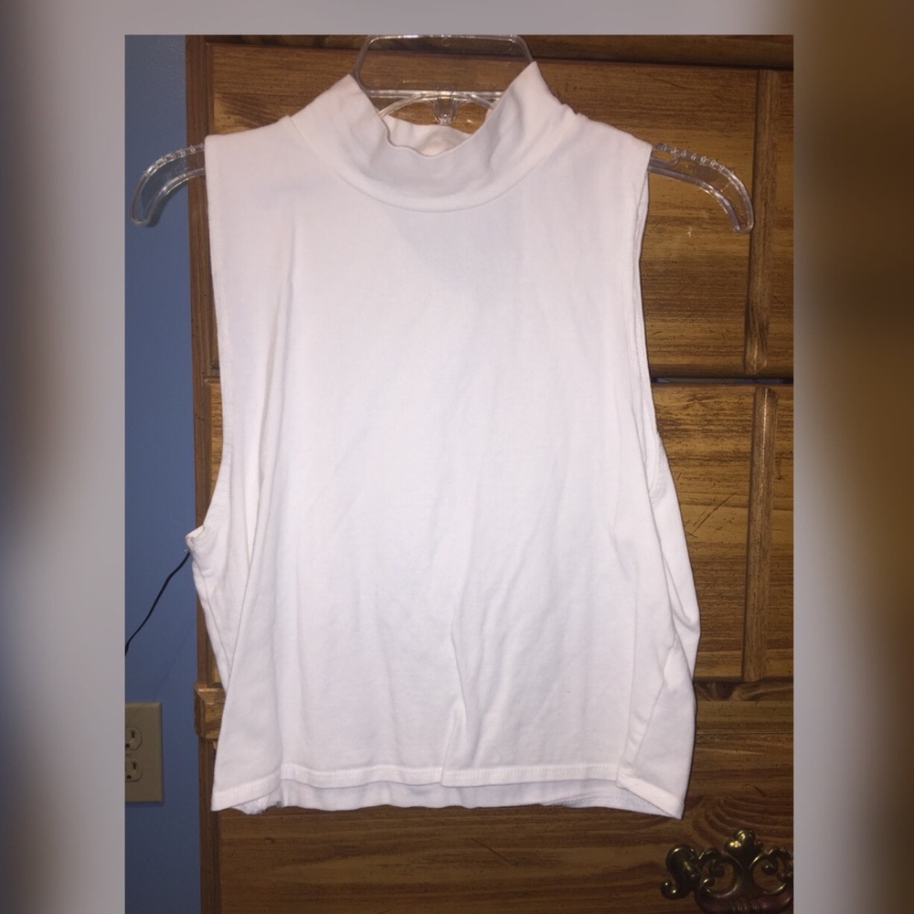 Aero crop top
